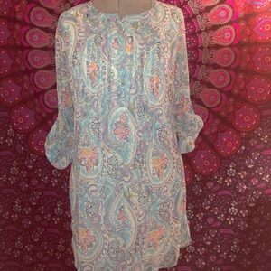 Signature Studio Blue Paisley Dress Size: Small